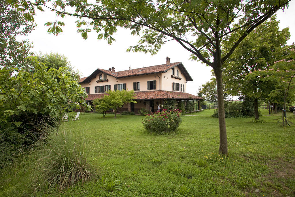 Cascina Papa Mora Vila Cellarengo Exterior foto